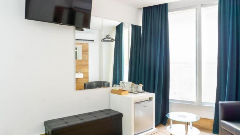 Ilustre Rooms Málaga Oda fotoğraf